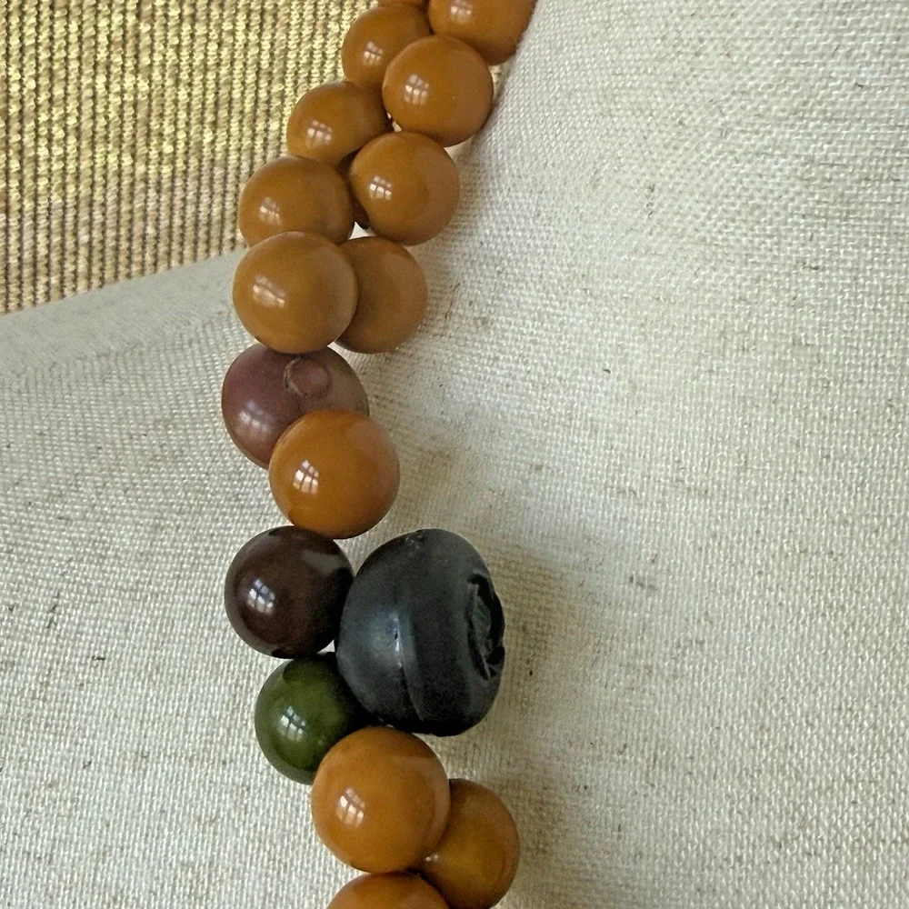 Vintage Handmade Tested Bakelite Bead Necklace 23